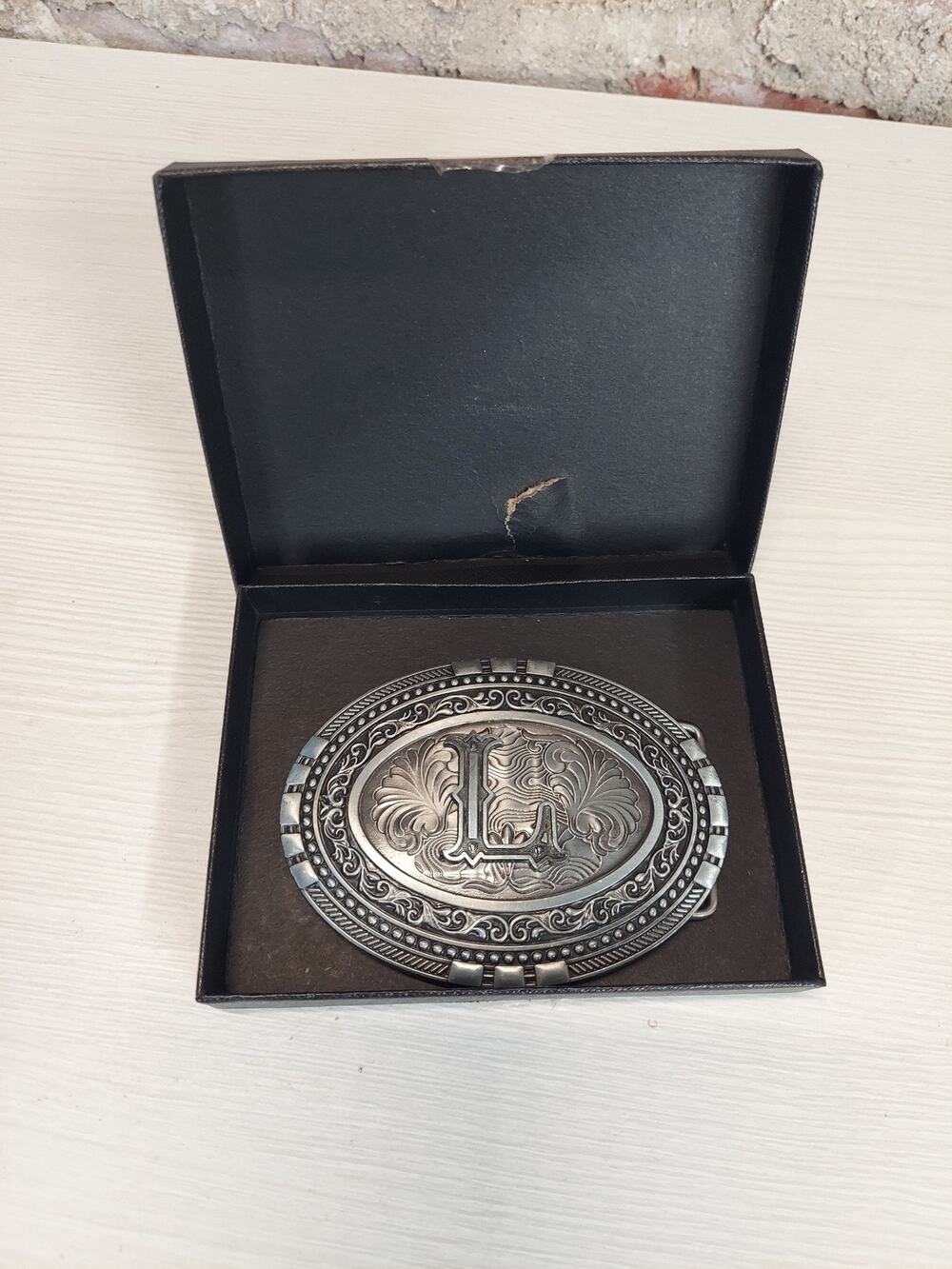 Initial L Belt Buckle Western Engraved Oval Silver Tone Metal Cowboy Style